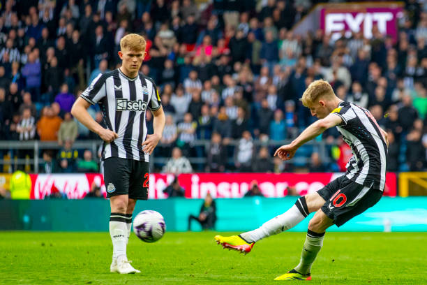 些相似的逻 些相似的逻